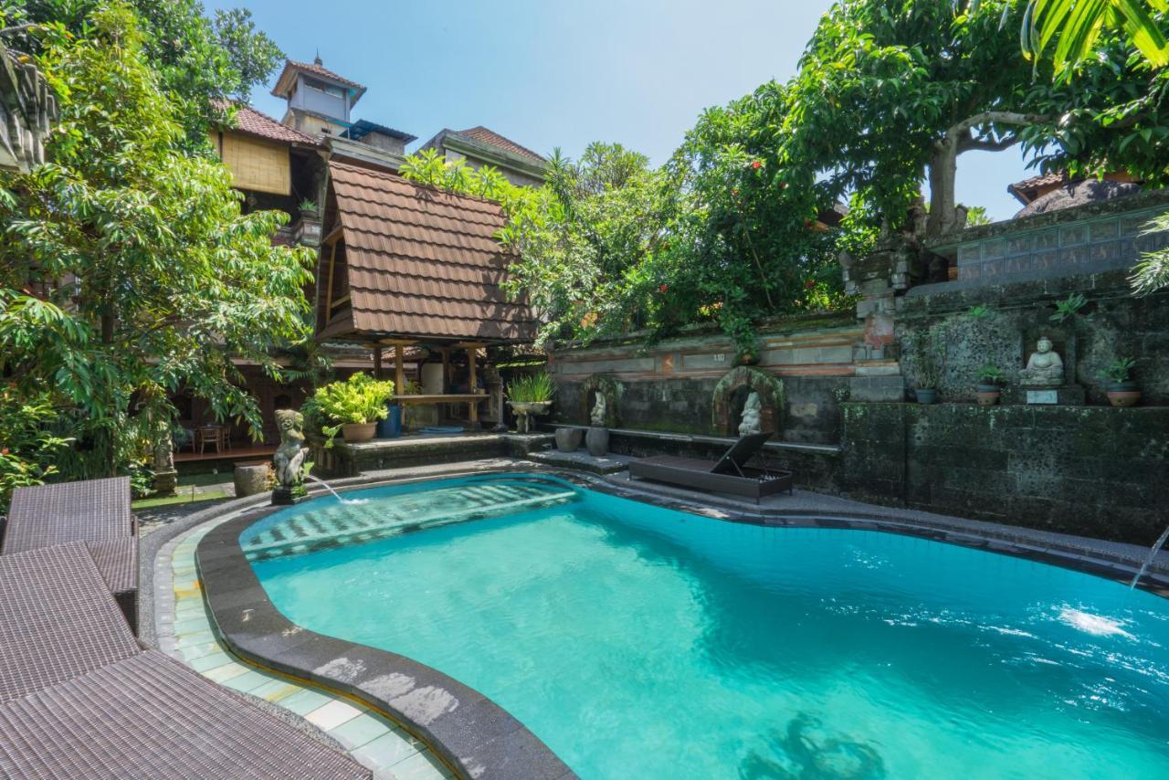 Sania'S House Hotel Ubud  Ngoại thất bức ảnh