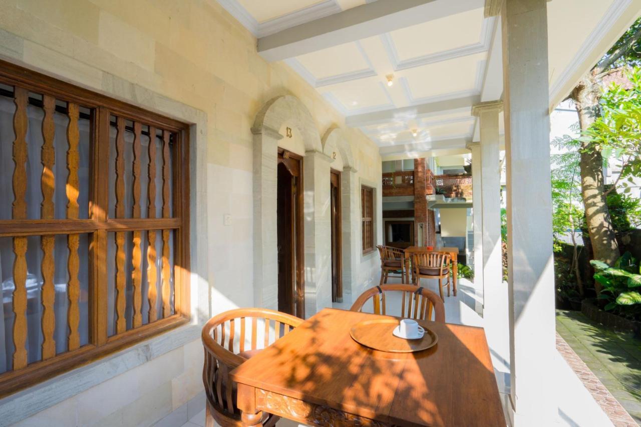 Sania'S House Hotel Ubud  Ngoại thất bức ảnh